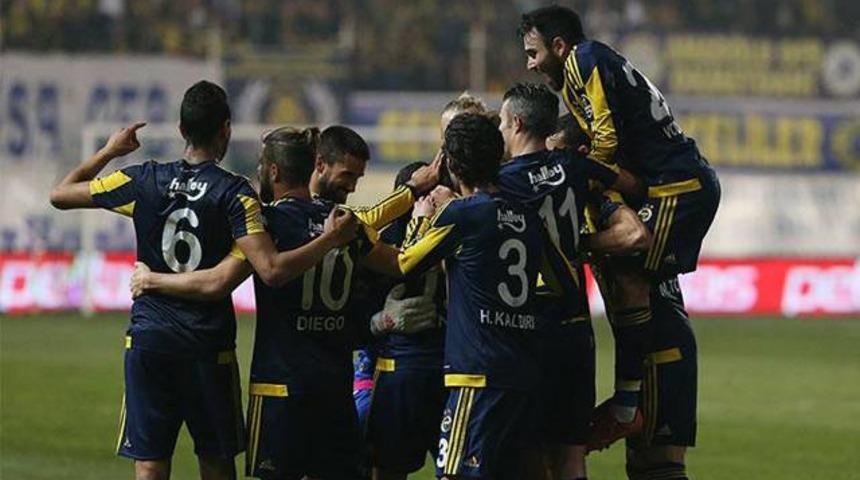 Fenerbah&ccedil;e Real Madrid'i solladı