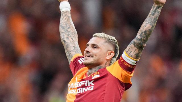 281 gün sonra geri dönen Icardi, dakikalar içinde golünü attı! Stadyum 'Aşkın Olayım' şarkısıyla inledi...