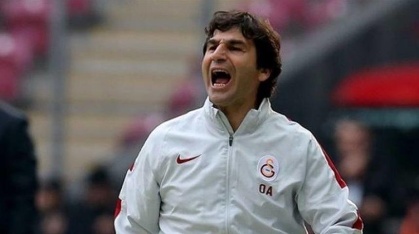 Galatasaray derbiye 3 hocayla &ccedil;ıkacak