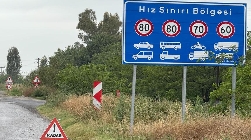 Herkes şikayetçiydi! Karayollarındaki hız sınırı ve hız sınırı sonu levhaları değişiyor! Resmi Gazete'de yayımlandı