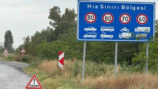 Herkes şikayetçiydi! Karayollarındaki hız sınırı ve hız sınırı sonu levhaları değişiyor! Resmi Gazete'de yayımlandı