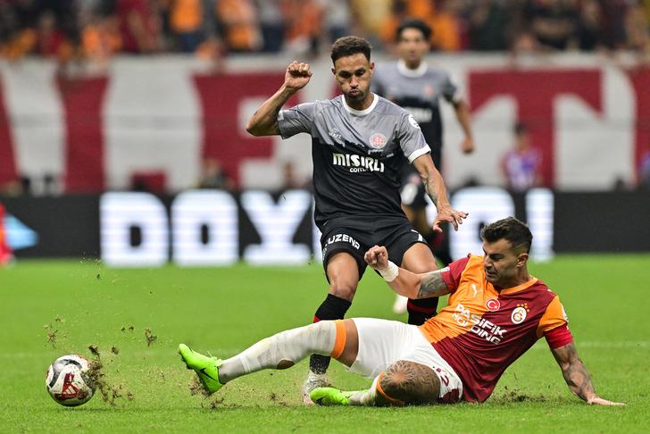 Galatasaray Karagümrük'ü de 3-0 yendi, 3'te 3 yapmayı başardı! Maçın ardından Rıdvan Dilmen'den Sarı-Kırmızılılar için çok konuşulacak Şampiyonlar Ligi tahmini... G5