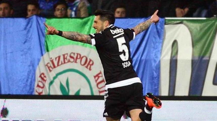 Jose Sosa frikikten atmaya devam ediyor