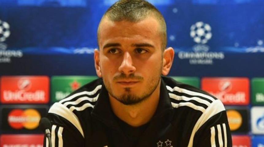 Beşiktaş'ta Oğuzhan &Ouml;zyakup sakatlandı