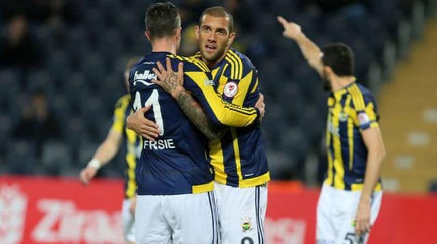 Fenerbah&ccedil;e Kayserispor'u yenerek zirveyi devraldı