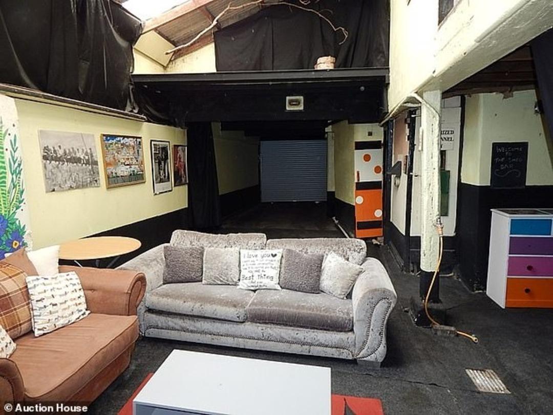 Müstakil ev gibi görünüyor ama içine giren şoka giriyor! Labirent gibi ev gündem oldu 1