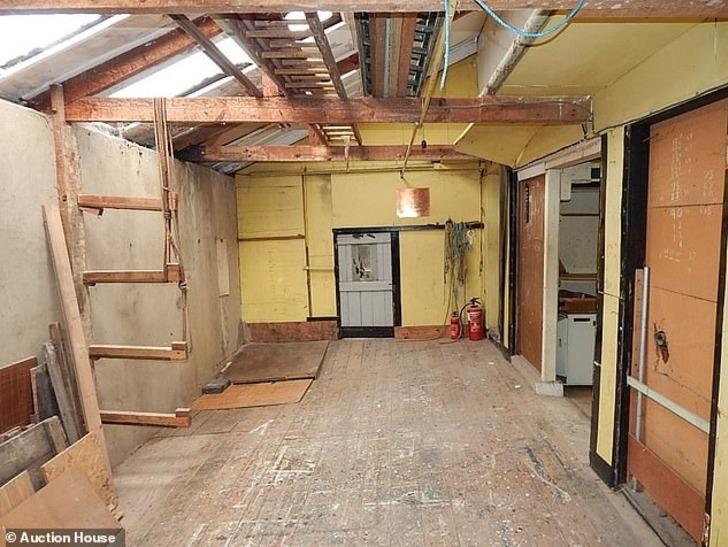 Müstakil ev gibi görünüyor ama içine giren şoka giriyor! Labirent gibi ev gündem oldu G4