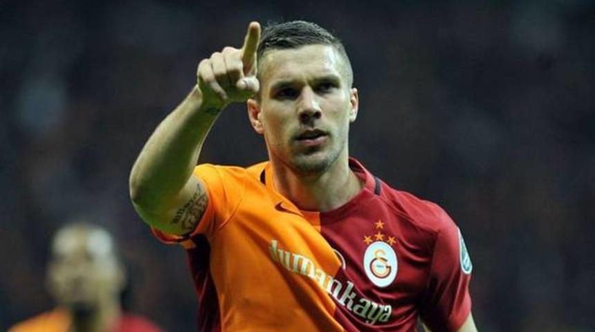 Podolski Ankara saldırısı sonrası T&uuml;rkiye'den ayrılıyor!