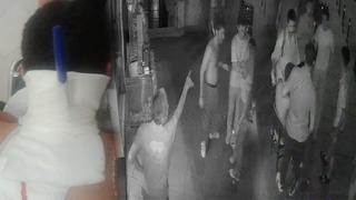 'Kız meselesi' kavgası kanlı bitti! Ensesinde bıçakla hastaneye kaldırıldı