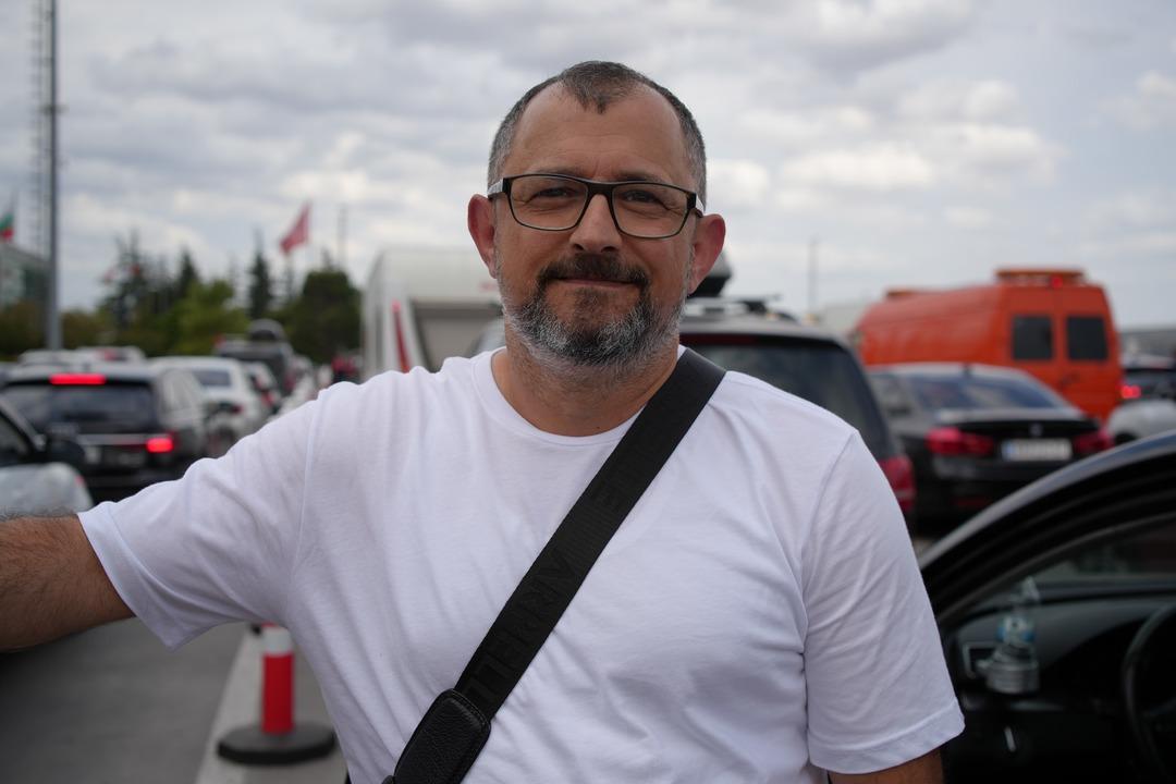 Dönüş yolundaki gurbetçiler Almanya da şartların zor olduğunu söyledi: "Orada dışarıda yiyip içmiyoruz, gezmiyoruz" 2
