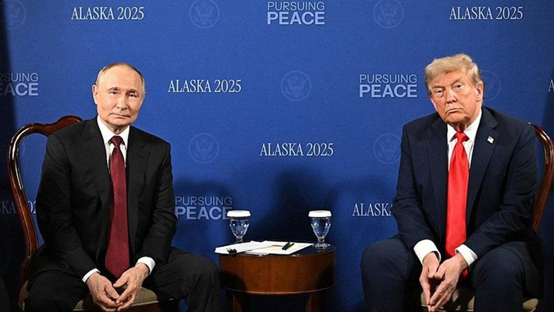 Alaska daki Trump-Putin zirvesinden sonra Zelenskiy den açıklama: 