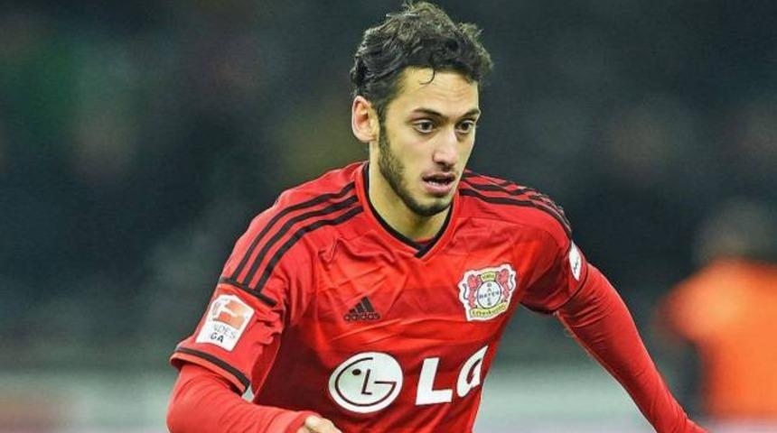  Leverkusen'den Hakan &Ccedil;alhanoğlu a&ccedil;ıklaması