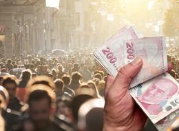 'Bir ev komple 20 bin TL' Yoğunluk olmamasından şikayetçiler 'Satmaya mal bulamıyorduk'