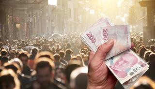 'Bir ev komple 20 bin TL' Yoğunluk olmamasından şikayetçiler