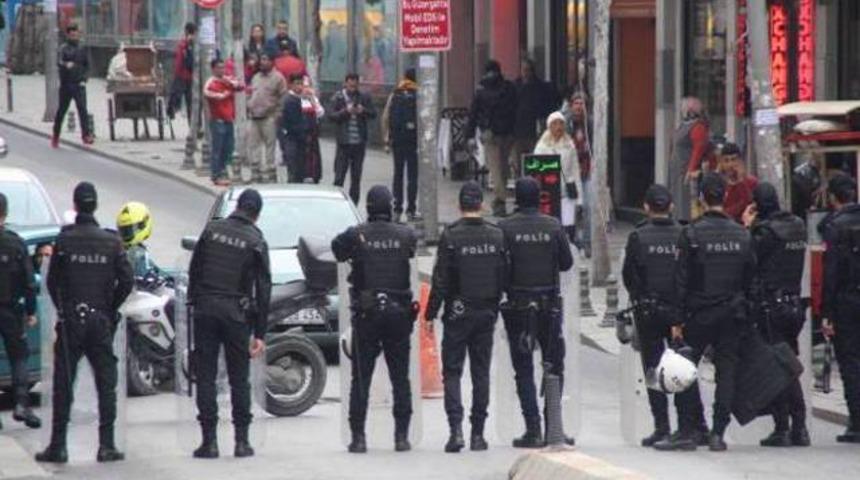 Taksim'deki saldırıda amat&ouml;r futbolcu da yaralandı