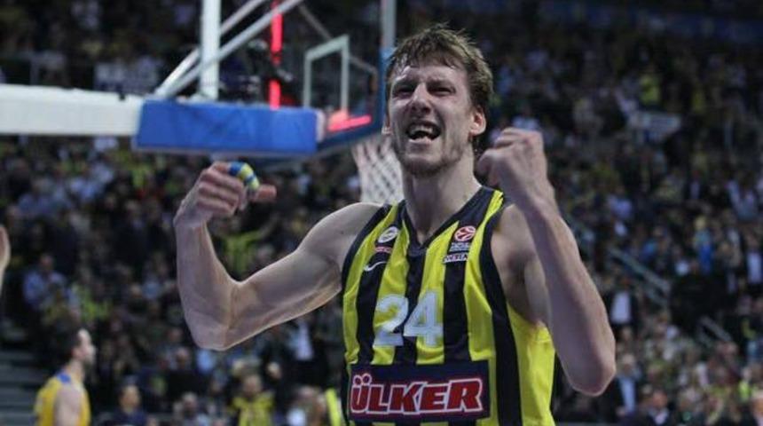  Fenerbah&ccedil;e'de Jan Vesely 6 hafta yok