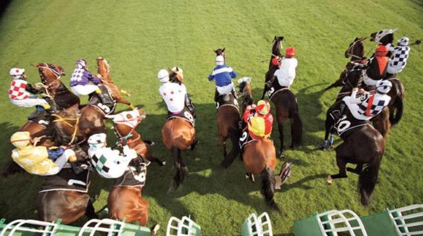 Hipodromda bahis skandalı! 33 jokeye 90'ar g&uuml;n men!