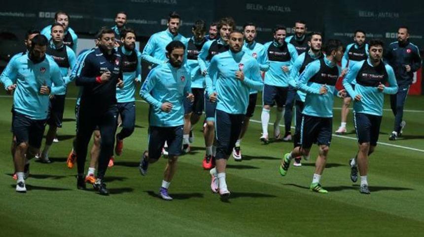 A Milli Futbol Takımı'nda Fatih Terim devrimi!