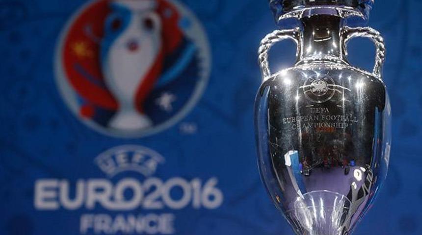 'EURO 2016'da ma&ccedil;lar seyircisiz oynanabilir'
