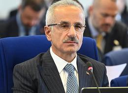 Ulaştırma ve Altyapı Bakanı Uraloğlu'ndan Trabzon Raylı Sistem Hattı Projesi ile ilgili açıklama