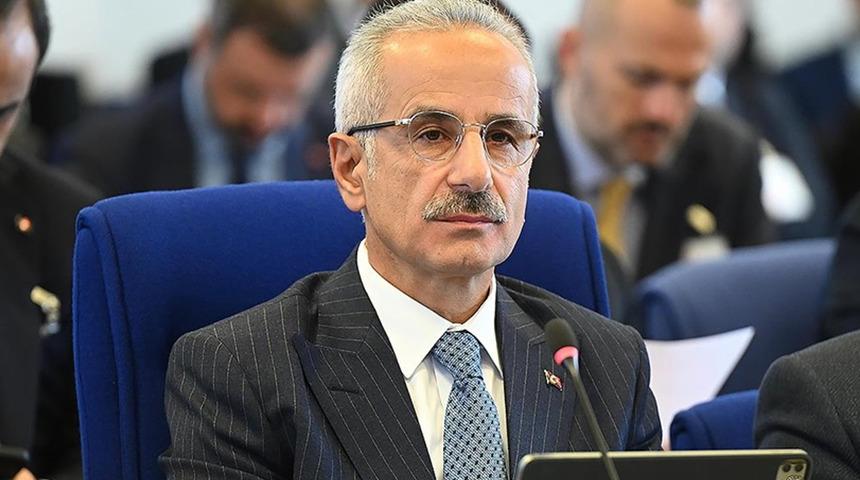 Ulaştırma ve Altyapı Bakanı Uraloğlu'ndan Trabzon Raylı Sistem Hattı Projesi ile ilgili açıklama