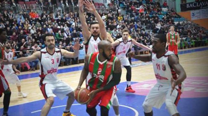 Muratbey Uşak Sportif 79-72 Pınar Karşıyaka