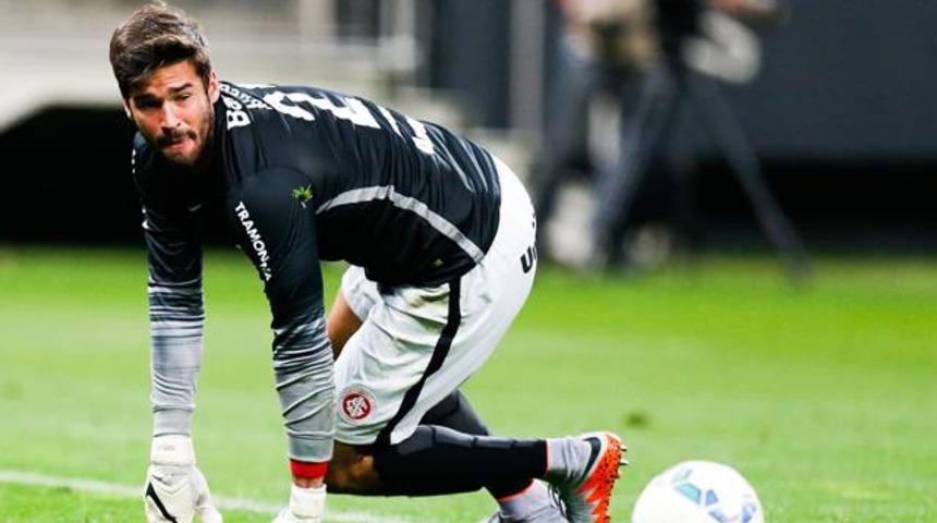 Fenerbah&ccedil;e'den s&uuml;rpriz kaleci hamlesi!