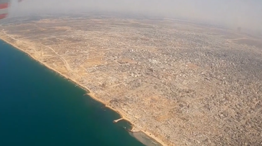 Dev bir enkaza dönüşmüş! İsrail'in Gazze'de yaptığı korkunç yıkım havadan görüntülendi 