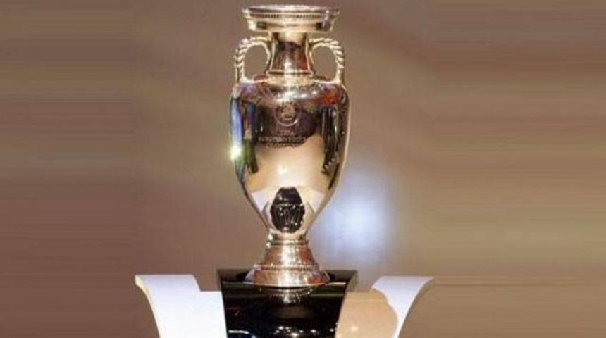 T&uuml;rkiye, EURO 2024 Avrupa Şampiyonası i&ccedil;in aday olabilir
