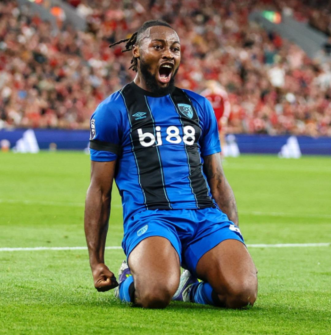 İngiltere Ligi nde mide bulandıran olaya soruşturma başlatıldı! 2