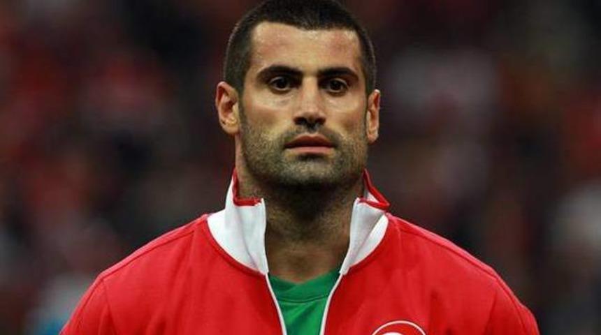 Olay s&ouml;zler: 'Git şehit y&uuml;zbaşıdan &ouml;z&uuml;r dile!'