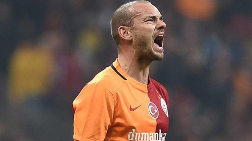 Galatasaray'a &Ccedil;in'den k&ouml;t&uuml; haber! Sneijder...