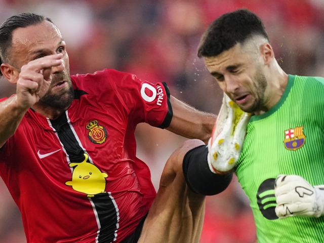 Vedat Muriqi, Barcelona kalecisini tekmesiyle yere serdi! Maçın hakemine ağır tepki var