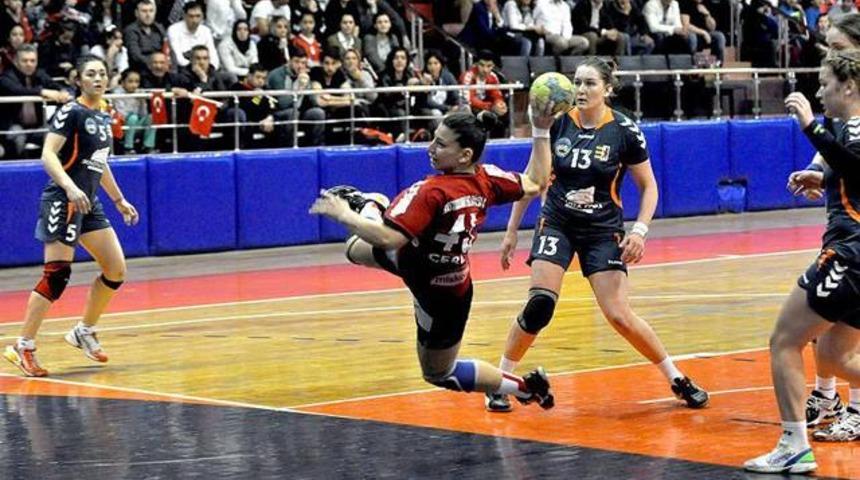 Kastamonu Belediyespor adını finale yazdırdı