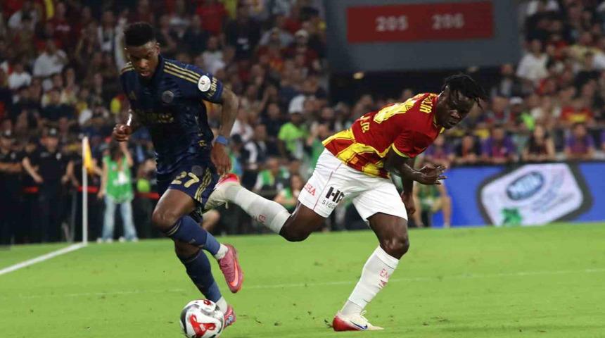 Fenerbahçe, Göztepe deplasmanından beraberlikle ayrıldı!