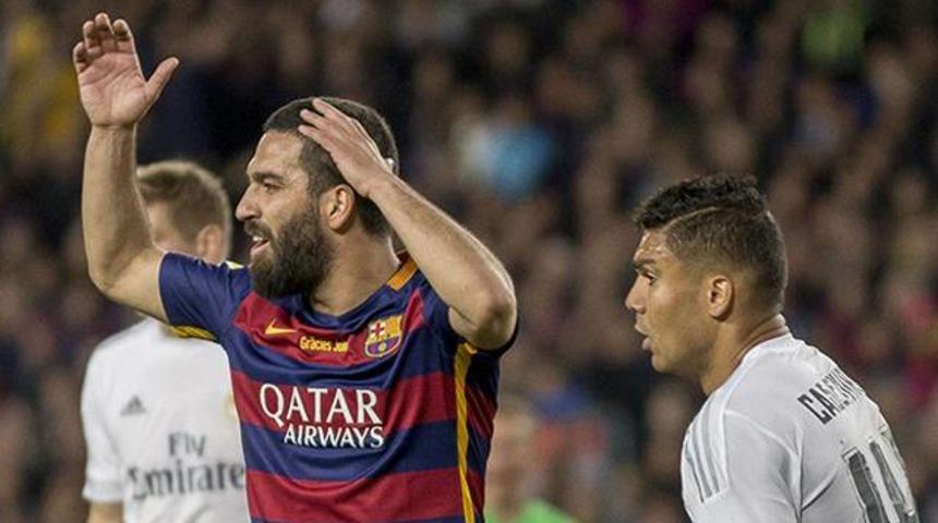 İspanya'da Arda Turan'a sert eleştiri: 'Bitmek &uuml;zere'