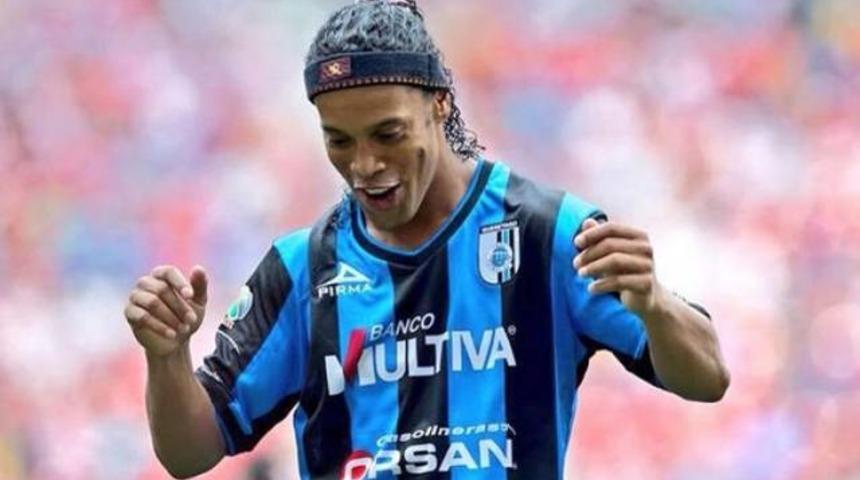 Ronaldinho'nun yeni durağı şoke etti