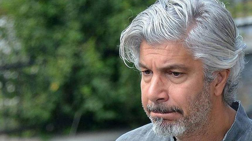 Behzat Uygur istifa etti! G.Saray'ı topa tuttu