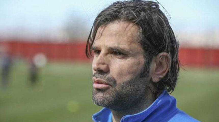 İbrahim &Uuml;z&uuml;lmez g&ouml;r&uuml;şme odasına