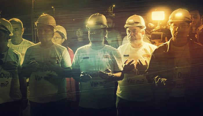 17 Ağustos depreminin üzerinden 26 yıl geçti! Saat 03.02'de hayat bir kez daha durdu