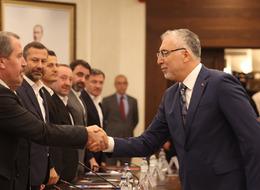 Milyonlarca memur yarın iş bırakacak! 'Kabul edilemez' demişti, gözler pazarlık masasında