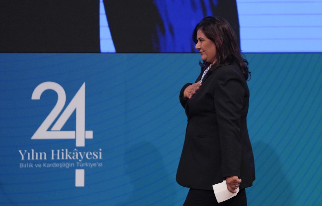 AK Parti ye geçen Özlem Çerçioğlu sessizliğin bozdu! CHP yi kızdıracak sözler: Söylemezsem içimde kalır 1