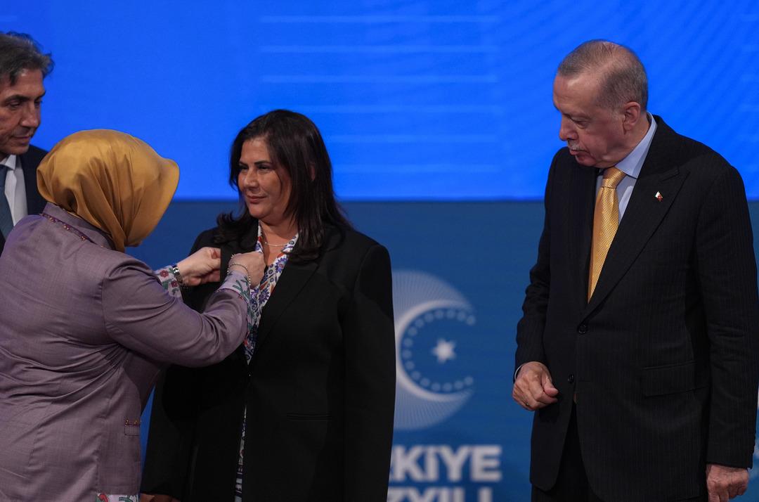 AK Parti ye geçen Özlem Çerçioğlu sessizliğin bozdu! CHP yi kızdıracak sözler: Söylemezsem içimde kalır 5