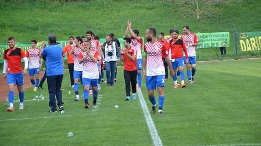 Kastamonuspor yanlış bildiriyle şampiyonluk turu attı