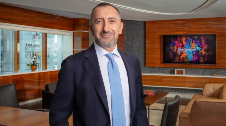 Türk Telekom CEO'su Önal: 5G'yi ülkemizi daha güçlü bir geleceğe taşıyan önemli bir araç olarak değerlendiriyoruz