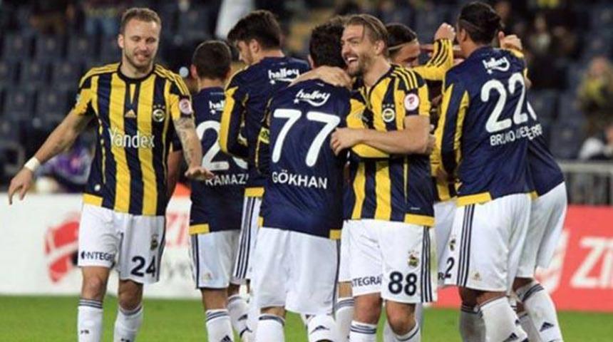 Fenerbah&ccedil;e'deki isyanın ger&ccedil;ek sebebi: Bizim &uuml;&ccedil; katımız para alıyorlar!