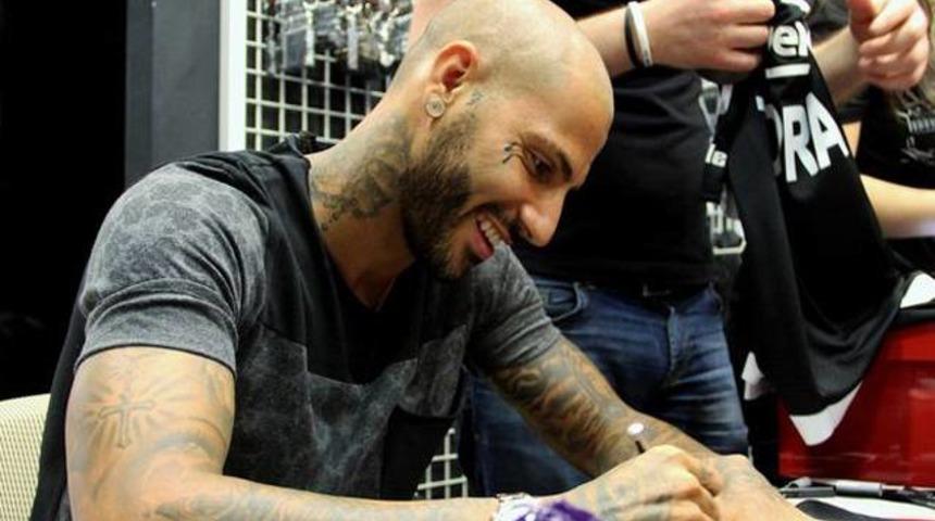 Ricardo Quaresma taraftarlarla buluştu