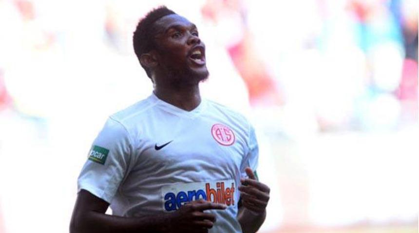 Eto'o'dan eleştirilere cevap