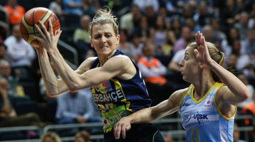Fenerbah&ccedil;e 73 - 69 USK Prag