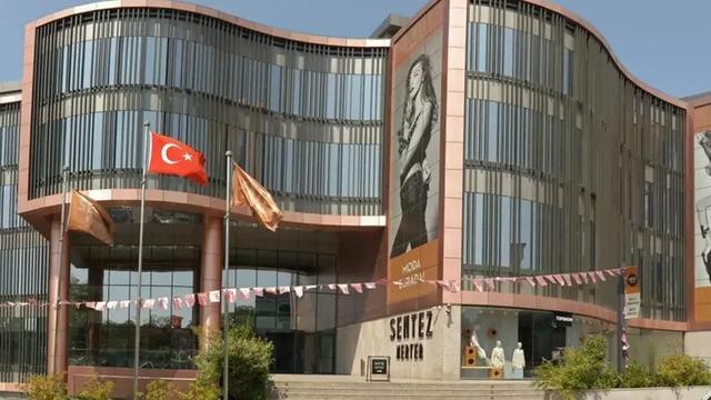 Koskoca AVM boş kaldı! Tekstil kalbinde kepenkler bir bir kapandı, 1 milyon dolardan fazla getiri beklenirken...